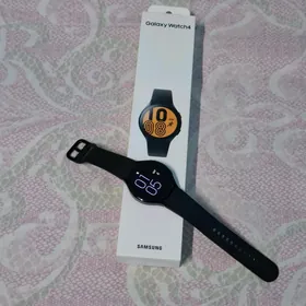 Samsung Galaxy Watch 4. 44mm