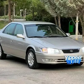 Toyota Camry 1999