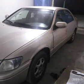 Toyota Camry 1998