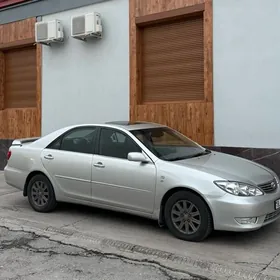 Toyota Camry 2005