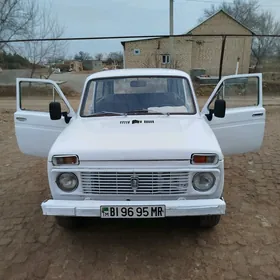 Lada Niva 1986