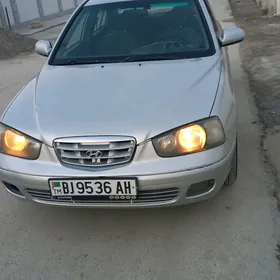 Hyundai Elantra 2002