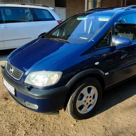 Opel Zafira 2001