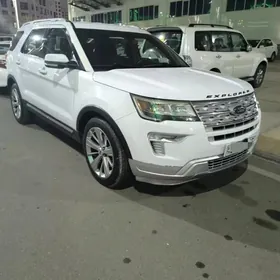 Ford Explorer 2019