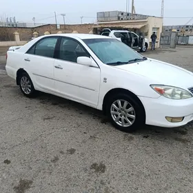 Toyota Camry 2004