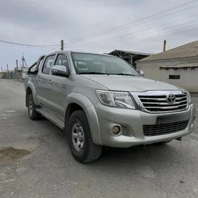 Toyota Hilux 2014