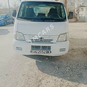 Toyota Hiace 2005