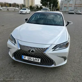 Lexus ES 350 2019