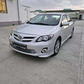 Toyota Corolla 2011