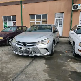 Toyota Camry 2016