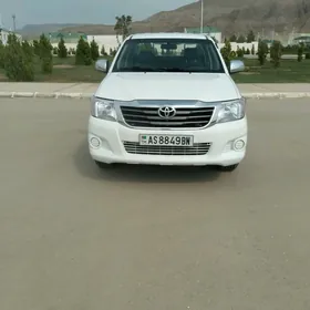 Toyota Hilux 2012