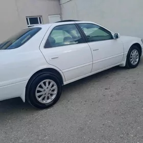 Toyota Camry 1999