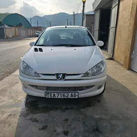 Peugeot 206 2011