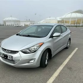 Hyundai Elantra 2011