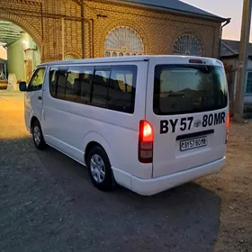 Toyota Hiace 2008