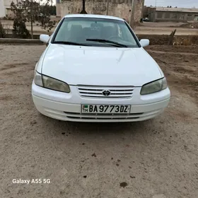 Toyota Camry 1999