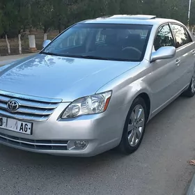 Toyota Avalon 2005