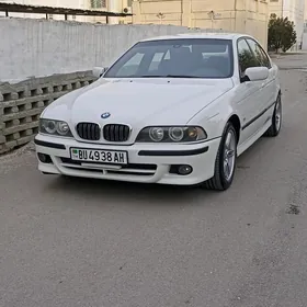 BMW E39 2001