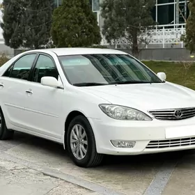 Toyota Camry 2003