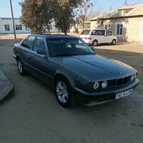 BMW 525 1990