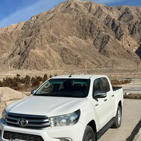 Toyota Hilux 2016