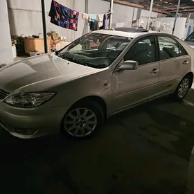 Toyota Camry 2005