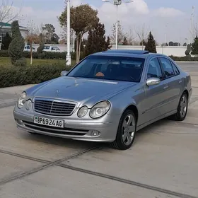 Mercedes-Benz E350 2003