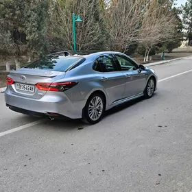 Toyota Camry 2018