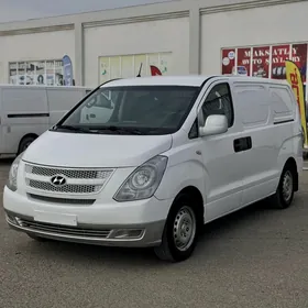 Hyundai H-1 2014