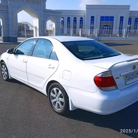 Toyota Camry 2005