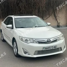 Toyota Camry 2014