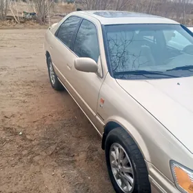 Toyota Camry 2000