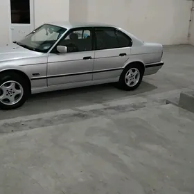 BMW 535 1990