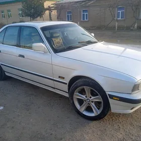 BMW 525 1990