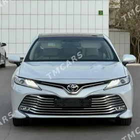 Toyota Camry 2018