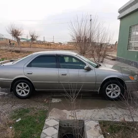 Toyota Camry 2001