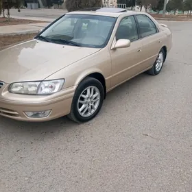 Toyota Camry 2000