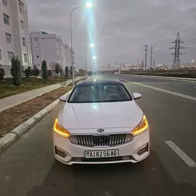 Kia Cadenza 2019