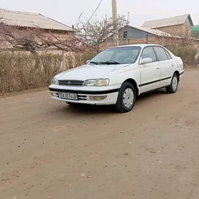 Toyota Corona 1995