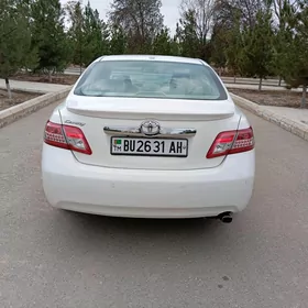 Toyota Camry 2011