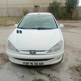 Peugeot 206 2010