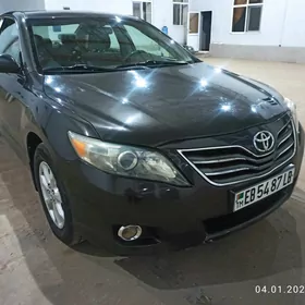 Toyota Camry 2010