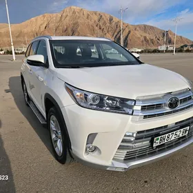 Toyota Highlander 2019