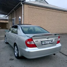 Toyota Camry 2004