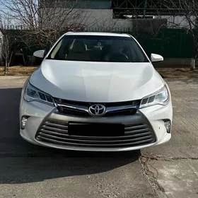 Toyota Camry 2017