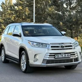 Toyota Highlander 2019