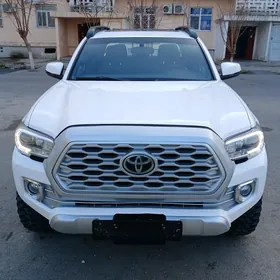 Toyota Tacoma 2018