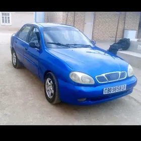 Daewoo Lanos 1999