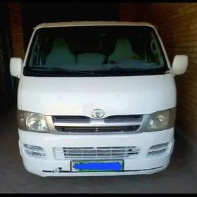 Toyota Hiace 2006