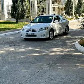 Toyota Camry 2010